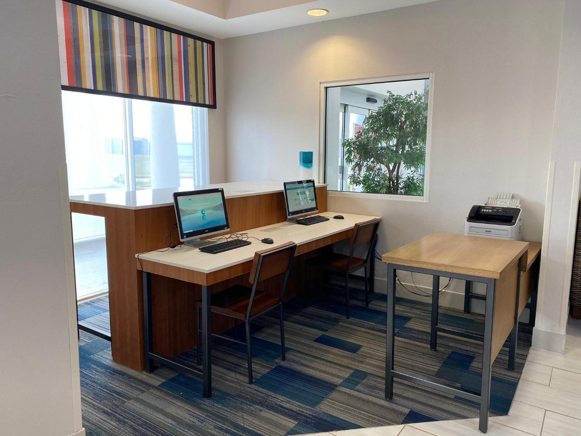 Holiday Inn Express - Eunice By Ihg Exterior photo
