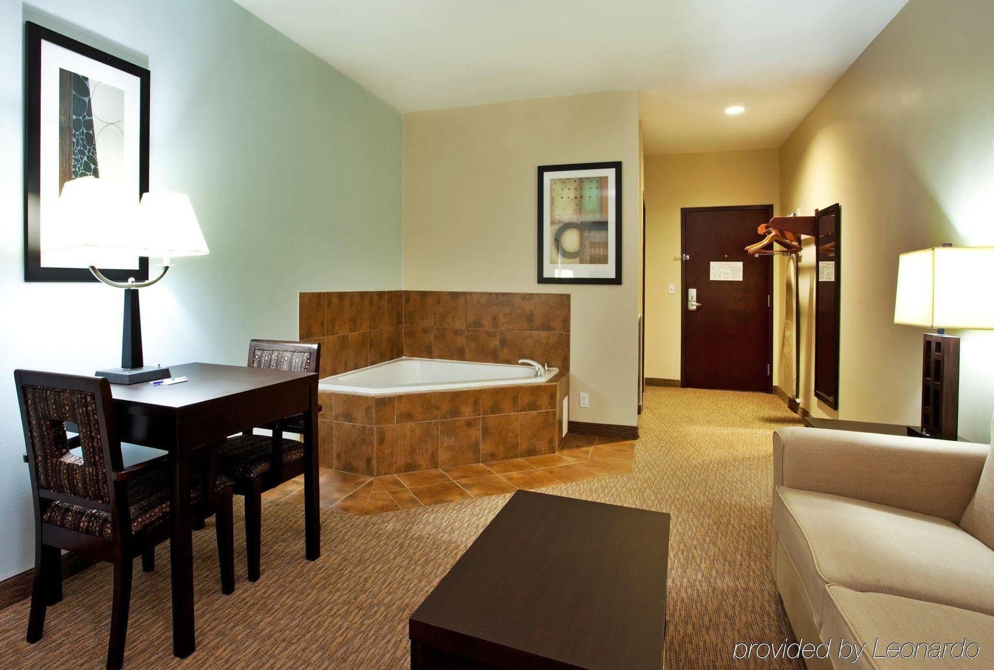 Holiday Inn Express - Eunice By Ihg Exterior photo